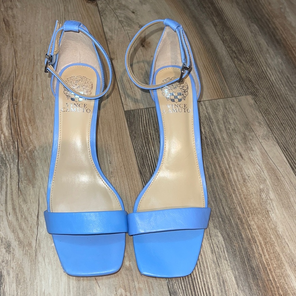 Vince Camuto Heels Women’s 8.5